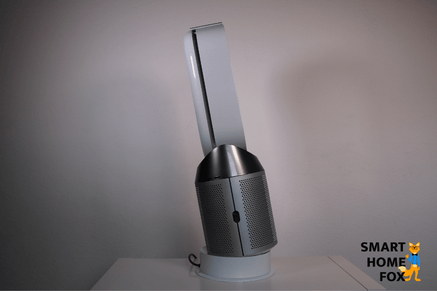 Dyson Pure Hot and Cool HP04 incliné à l'avant