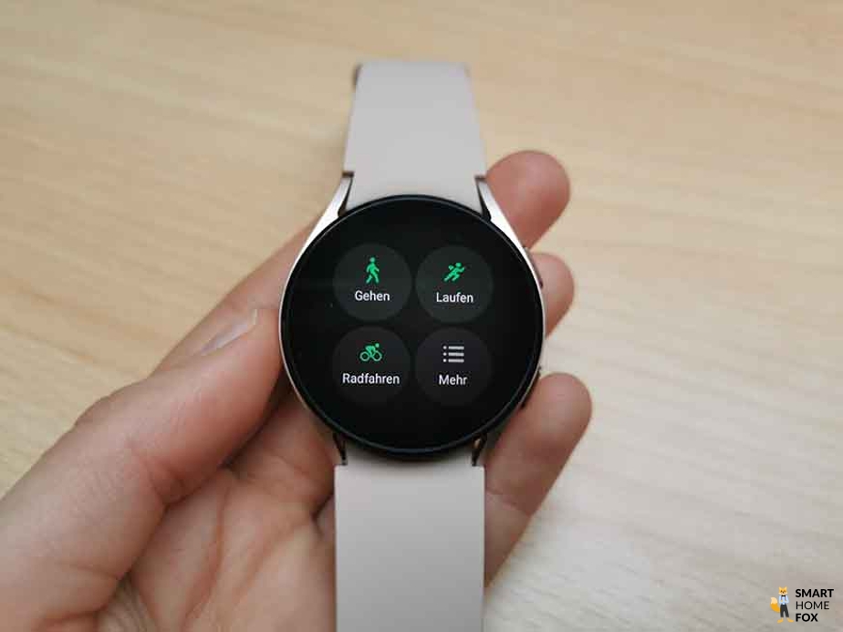 Samsung выпускает обновление для Galaxy Watch 4 с добавлением новых тренировок и интеграцией Google Ассистента Samsung представила обновление для Galaxy Watch 4. Часы получили новые тренировки и поддержку Google Ассистента
