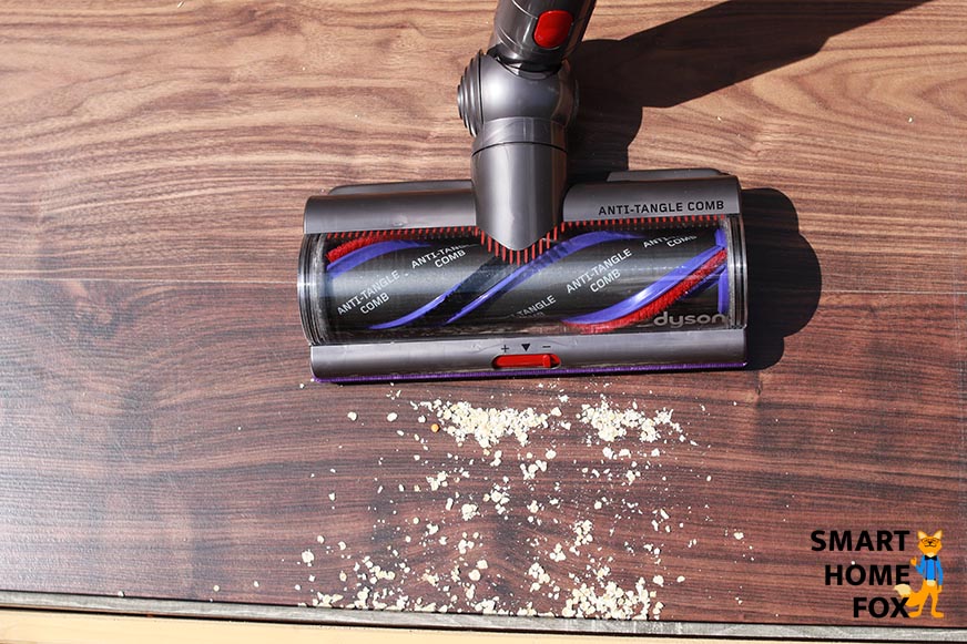 Cordless vacuum cleaner testing Smart Home Fox